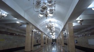 Станция метро Абдуллы Кадыри — Abdulla Qodiriy metro bekati