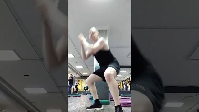 Jumping Jacks с приседанием. Кардиотренировка. Фитнес. Лучшие упражнения. Аэробика. Кардио. смотреть онлайн