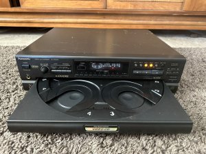 Видеомагнитофон Panasonic SL-VM525 Karaoke  с пультом дистанционным управлением!-Япония-1998-год