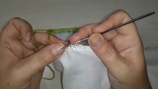 Вяжем кружево крючком с бисером. №4 смотреть онлайн