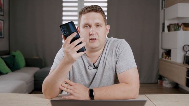 Motorola Edge 20 Pro - lepiej żyje się na motorolach смотреть онлайн