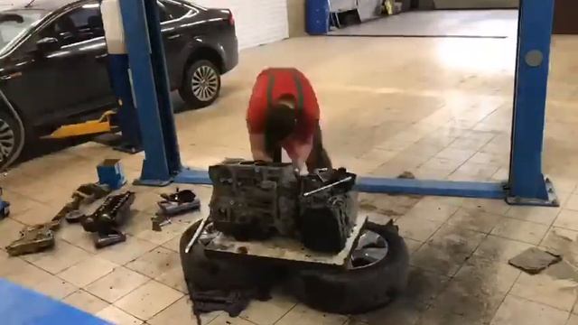 Корея Мастер капитальный ремонт двигателя G4KE смотреть онлайн