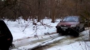 3 НИВЫ и Chevrolet Niva в лесу около Яхромы / покатушки 10.04.2016 г. #ШНИВА #ШЕВИНИВА