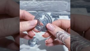 Замок- булавка на серьгах конго