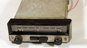 Магнитола ВАЗ 2101 1977 года, палладиевые конденсаторы!