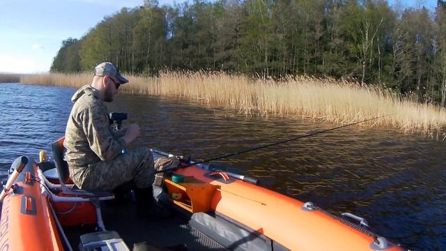 Весенняя плотва на озере Судачье. Май 2021. смотреть онлайн