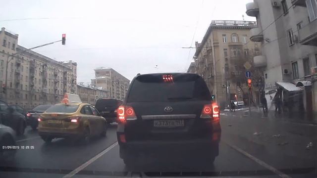 Урод обрызгал пешехода 1 04 2015 - смотреть видео онлайн от «Emotional ...