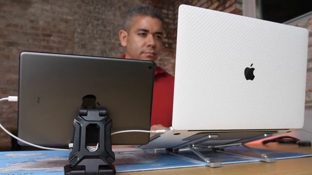 Qualcomm's Snapdragon 888 5G: More Than We Expected! смотреть онлайн