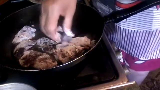 Жареная печень.Очень мягкая, сытная, вкусная.