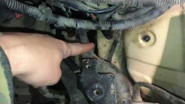 Hyundai H1 Grand Starex - Электроподогреватель смотреть онлайн