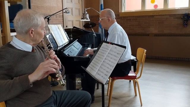 Serenade by F. J. Haydn смотреть онлайн