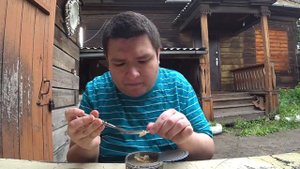 Руслан Гительман обедает #16 - ЦЕЛАФАН В КОНСЕРВЕ!