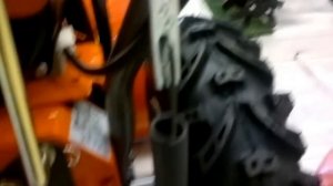 Снегоотбрасыватель Husqvarna 5524ST сборка.mp4