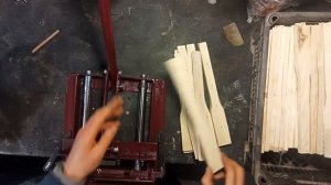 Самодельный дырокол пчеловода