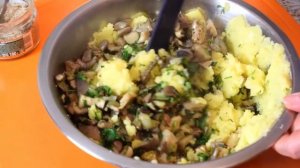 Картофельные котлеты с сюрпризом!  Мамины рецепты