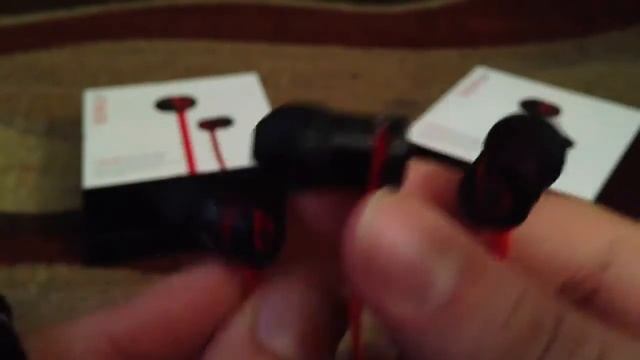 Comparison of Fake UrBeats and Real UrBeats смотреть онлайн