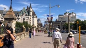 Ottawa City Tour | Parliament Hill | Byward Market | Ottawa tourist attractions | Piya and Jiya Sho