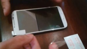 Как самому идеально, быстро и легко наклеить пленку на смартфон
