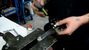 Как восстановить сорванную резьбу на вело шатуны