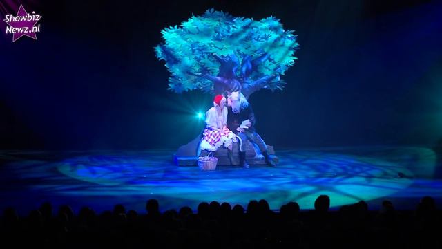 Op de rode loper bij de Musical Awards смотреть онлайн