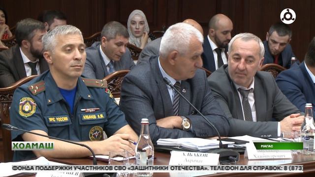 Страны снг граничащие с россией на карте. Республика ир. Республика ир. Лариджани иран. Дальневосточная советская республика флаг.
