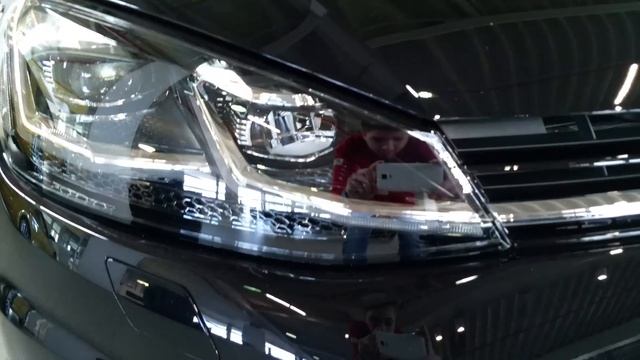 2017 VW Golf 7 Facelift - LED-Scheinwerfer - dynamischer Blinker - ALS [4K] смотреть онлайн