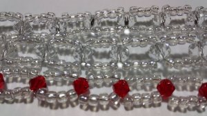 Работы из бисера.  Украшение на Новогодний праздник. Красавицам .  Просто, быстро и красиво.