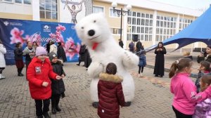 В новый год - с добром души, любовью в сердце и оптимизмом!