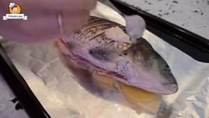 Карп запеченный в духовке