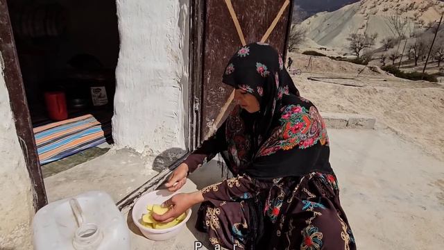 Rural family. 🏡👨🏻🚒 Challenges of the young father of the family facing the hardships of rural life смотреть онлайн