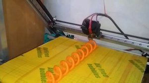 Работа конвеерного 3д принтера