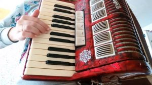 Чистые пруды .,Вступление на аккордеоне