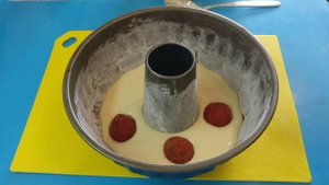 Пышный и ароматный кекс с клубникой. Бюджетный рецепт - Пальчики оближешь! Вкус жизни с Таней