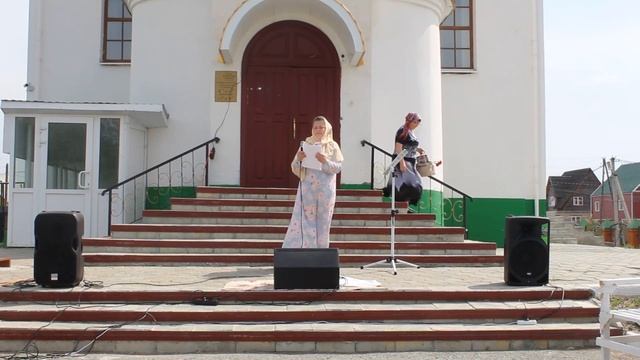 С  праздником святых Жен-Мироносиц - матушка Валентина Корниенко