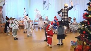 Танец с погремушками (ясли)