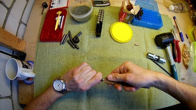Снаряжение нарезных патронов молотковым набором часть 1