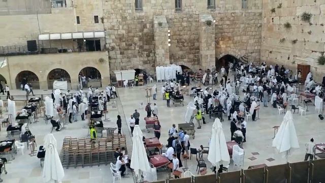 1. Инструктаж и песни в переходе \ В День освобождения Иерусалима на Храмовой Горе и у мэрии смотреть онлайн