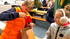 24 ЧАСА ТОЛЬКО ОРАНЖЕВЫЙ ЦВЕТ ? НЕВКУСНАЯ ЕДА ? в Школу не в форме ??