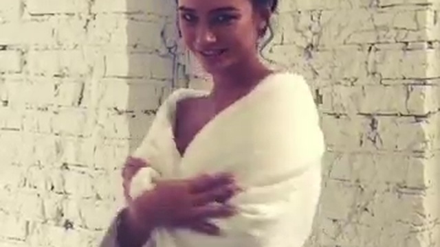 Яна Кошкина снялась для журнала Maxim