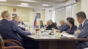 ГЛАЗКОВА СПОРИТ С ЕДИНОРОССОМ. АРГУМЕНТЫ ЕДИНОРОССА. ДЭГ