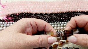 17 КЛАССНЫЕ  БУСИНЫ : АГАТ БОТСВАНА, МАТОВЫЙ ЖЕМЧУГ, РОЗОВЫЙ КВАРЦ  РАСПАКОВКА ПОСЫЛОК С АЛИЭКСПРЕС