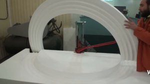 Как вырезать арку из пенопласта?