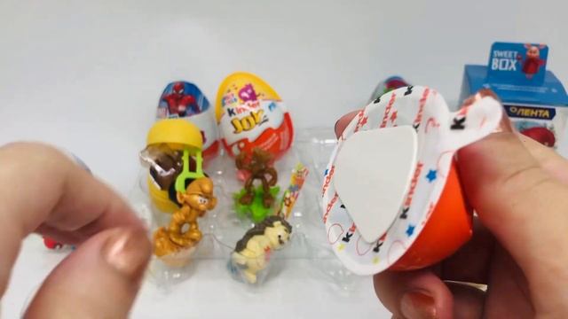 Микс сюрпризов. Киндеры 2003 года и современные смотреть онлайн