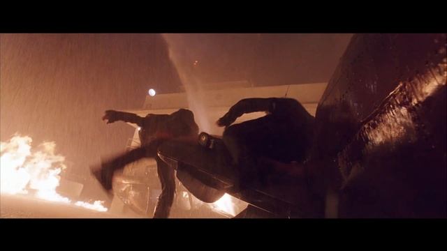 Джет Ли против Марк Дакаскос От колыбели до могилы 2003 4K смотреть онлайн