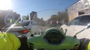 Vespa 300 GTS Drive fast по Питерским пробкам