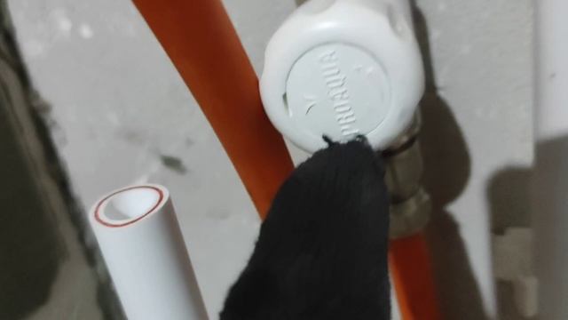 КАК ПОДКЛЮЧИТЬ водяной тёплый пол в ванной комнате К ОСНОВНОМУ ОТОПЛЕНИЮ