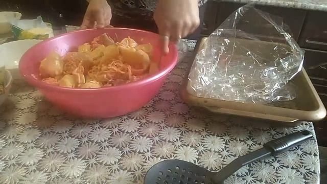 Вкусный ОБЕД или УЖИН из простых продуктов!!! Курица с картошкой и овощами в духовке смотреть онлайн