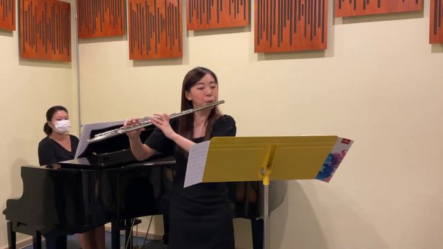 Moderato from Cavatina from Rossini's The Barber of Seville (Grade 7 A2 ABRSM Flute 2022) смотреть онлайн