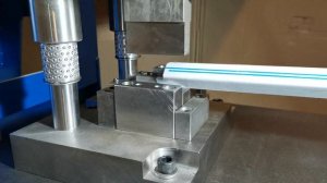 Гибка нержавеющей стали на штампе