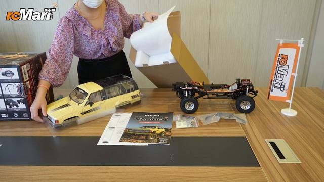 RC4WD Trail Finder 2 1985 Toyota 4Runner Hard Body Limited Edition 1/10 4WD RTR Crawler Truck Unbox